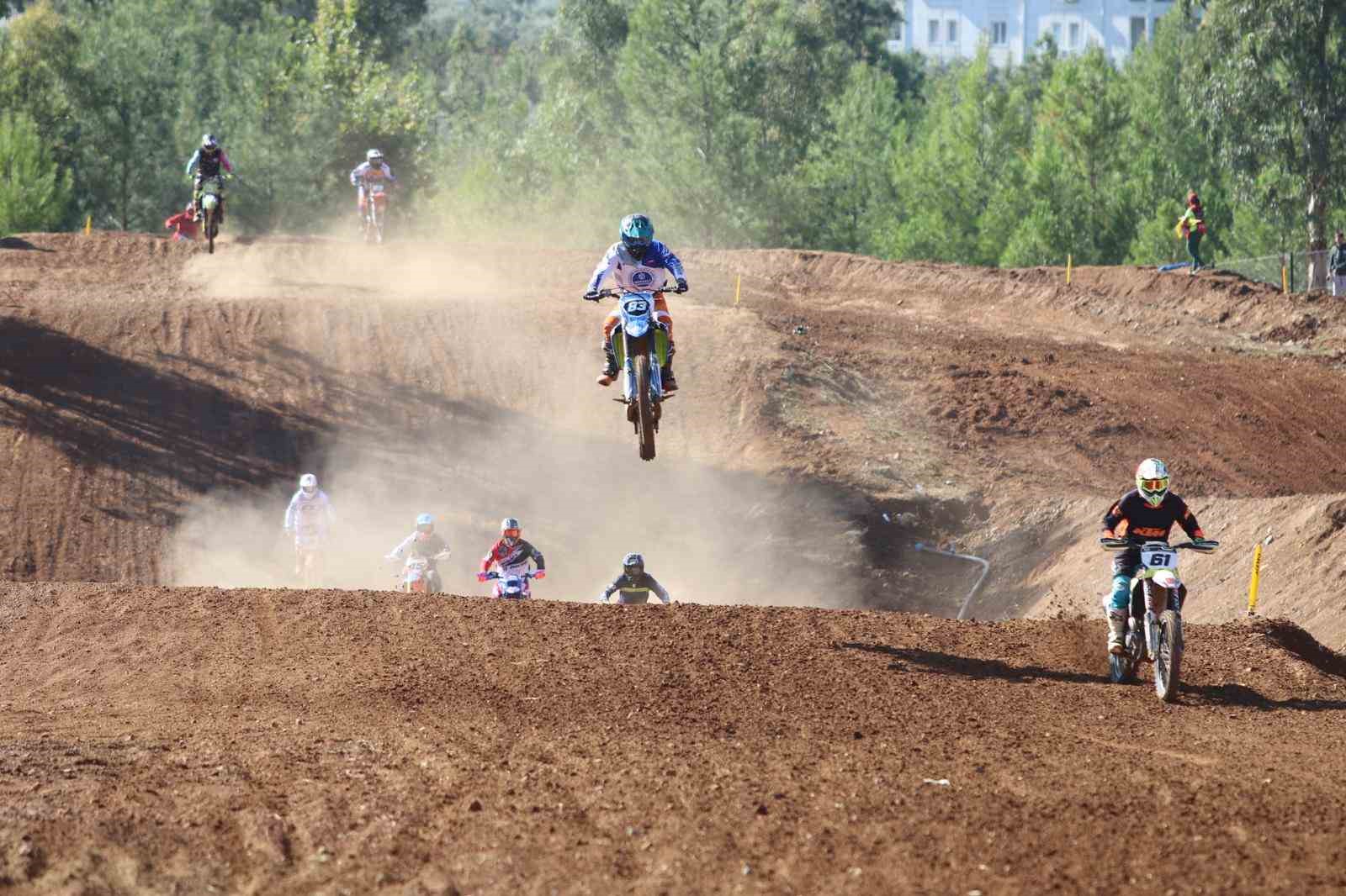 Fethiye’de motokros heyecanı sezon finaliyle zirveye çıktı