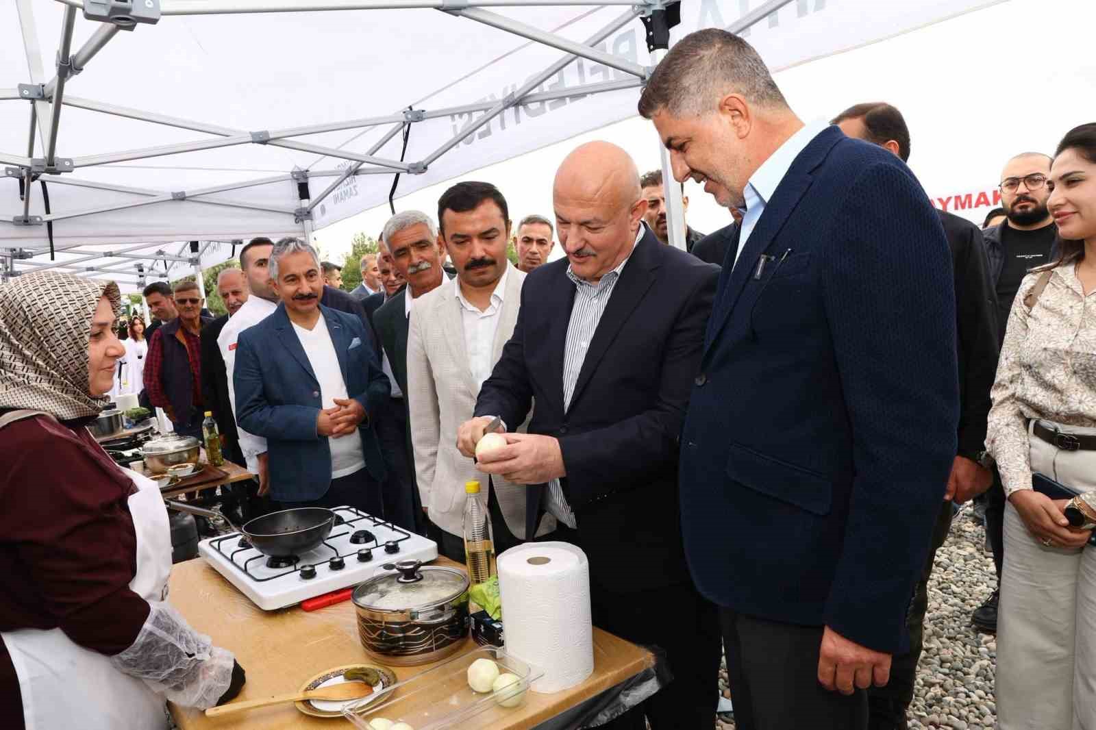 Kahta’nın yöresel lezzetleri KAHTAFEST’te tanıtıldı