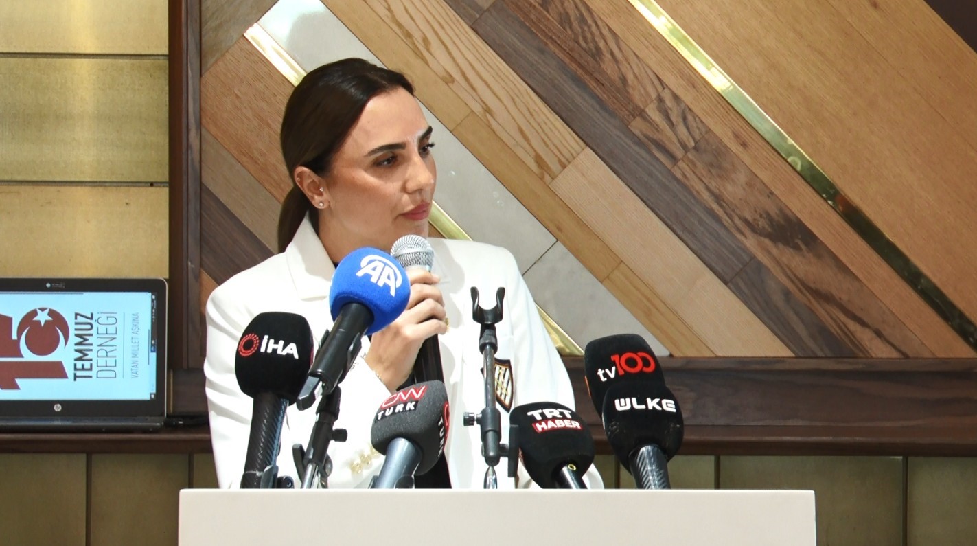 15 Temmuz şehitlerinin eşleri Ankara’da bir araya geldi