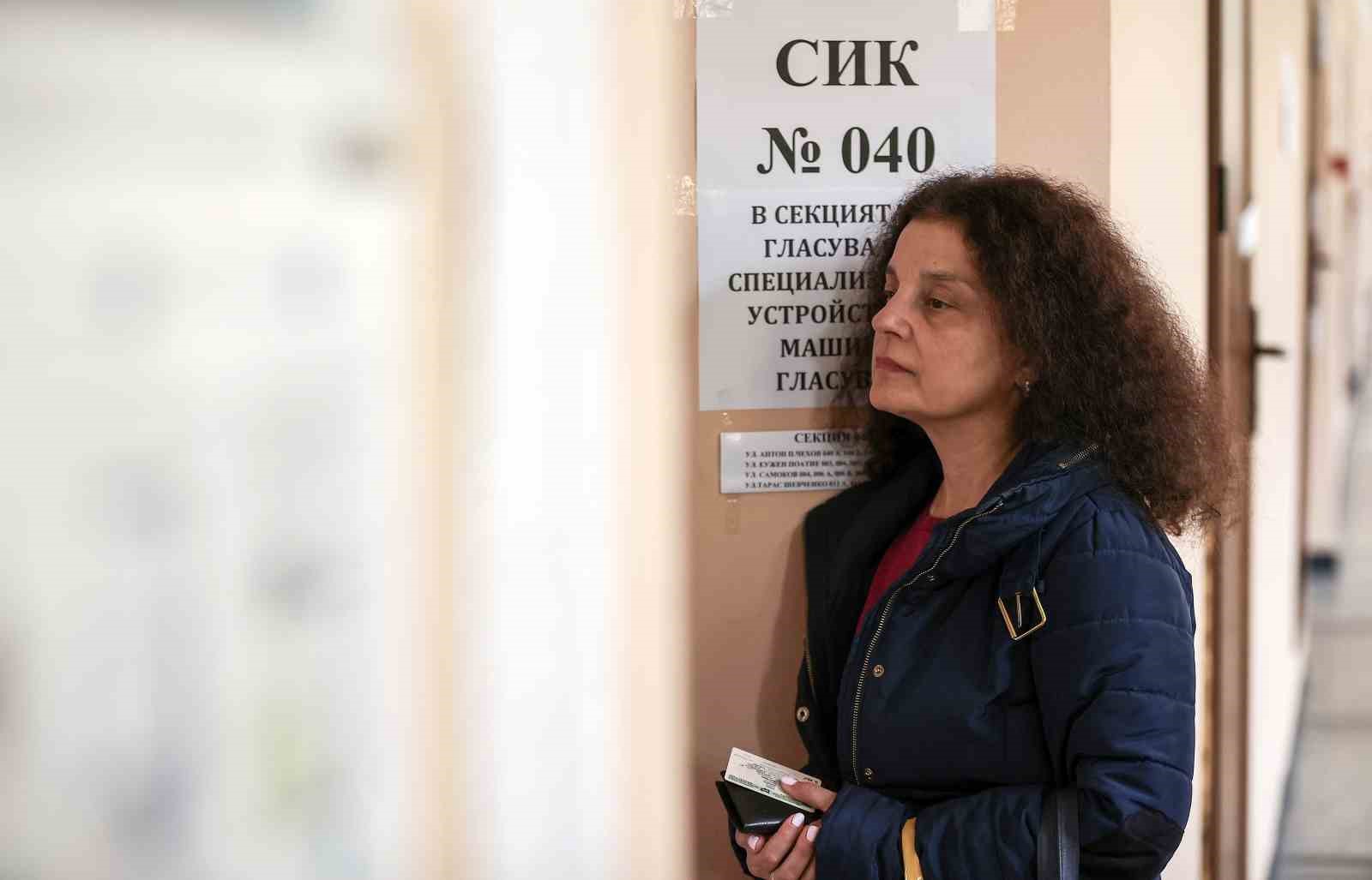 Bulgaristan, cumhurbaşkanlığı seçimi için sandık başında