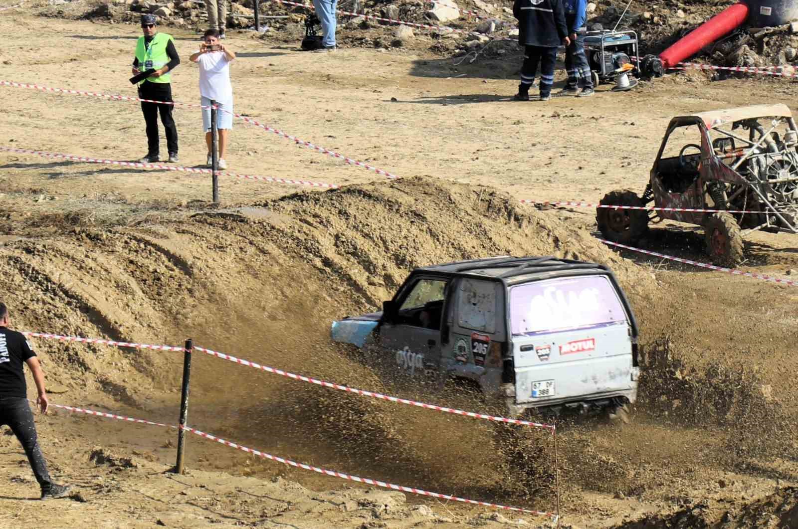 Babafest’te final günü adrenalin dolu off-road yarışlarıyla başladı