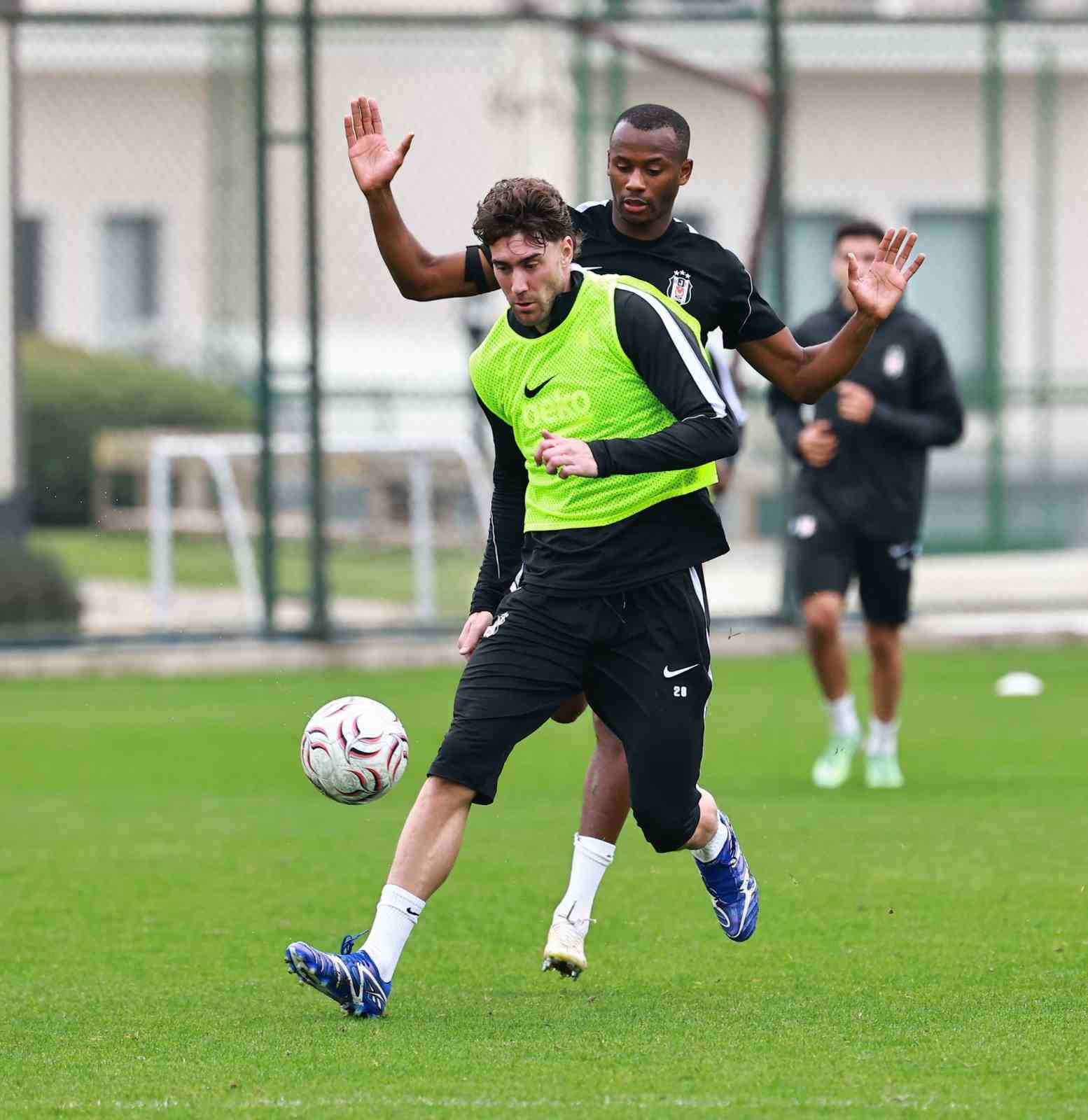 Beşiktaş, Başakşehir maçı hazırlıklarını tamamladı
