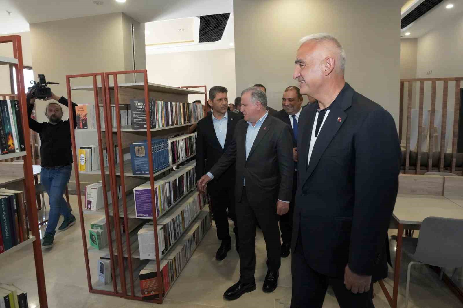 Bakan Ersoy memleketi İbradı’da 2 yeni eserin açılışını yaptı