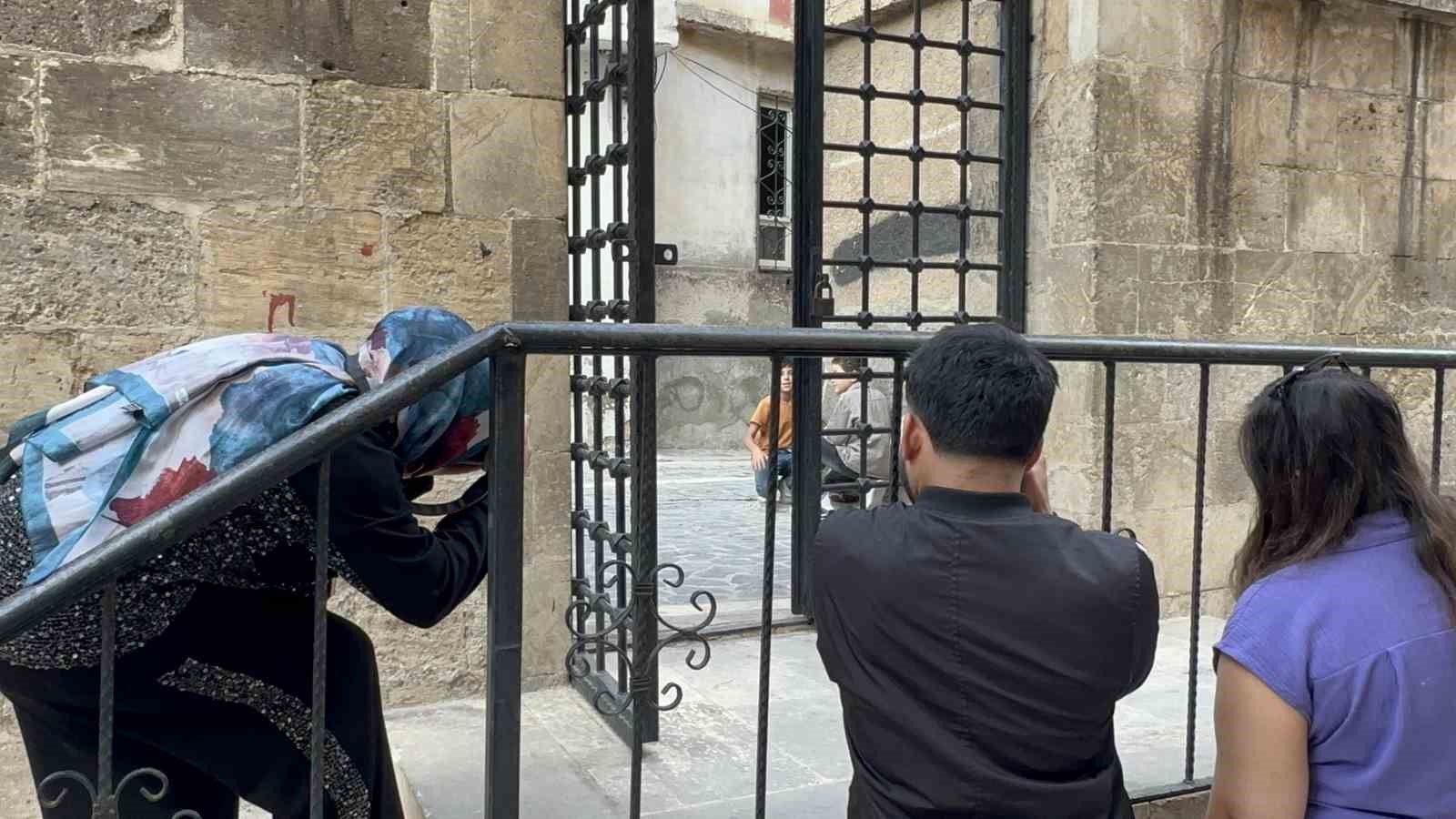 Şanlıurfa’da fotoğrafçılar kentin ilk cezaevini fotoğrafladı