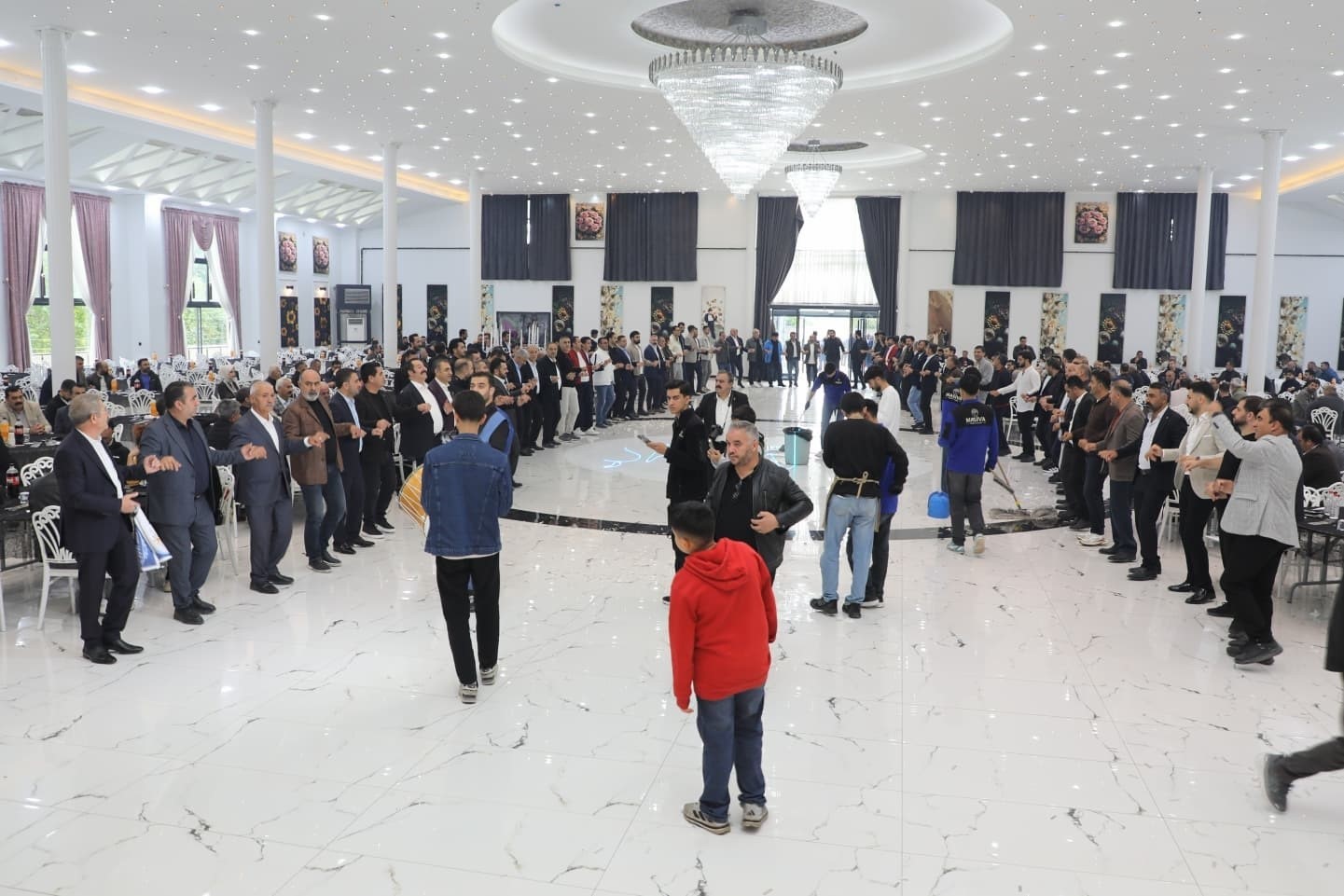 Van TSO Başkanı Takva: "Bu kentin en güvenilir limanı Ortak Akıl ve Mavi Liste’dir"