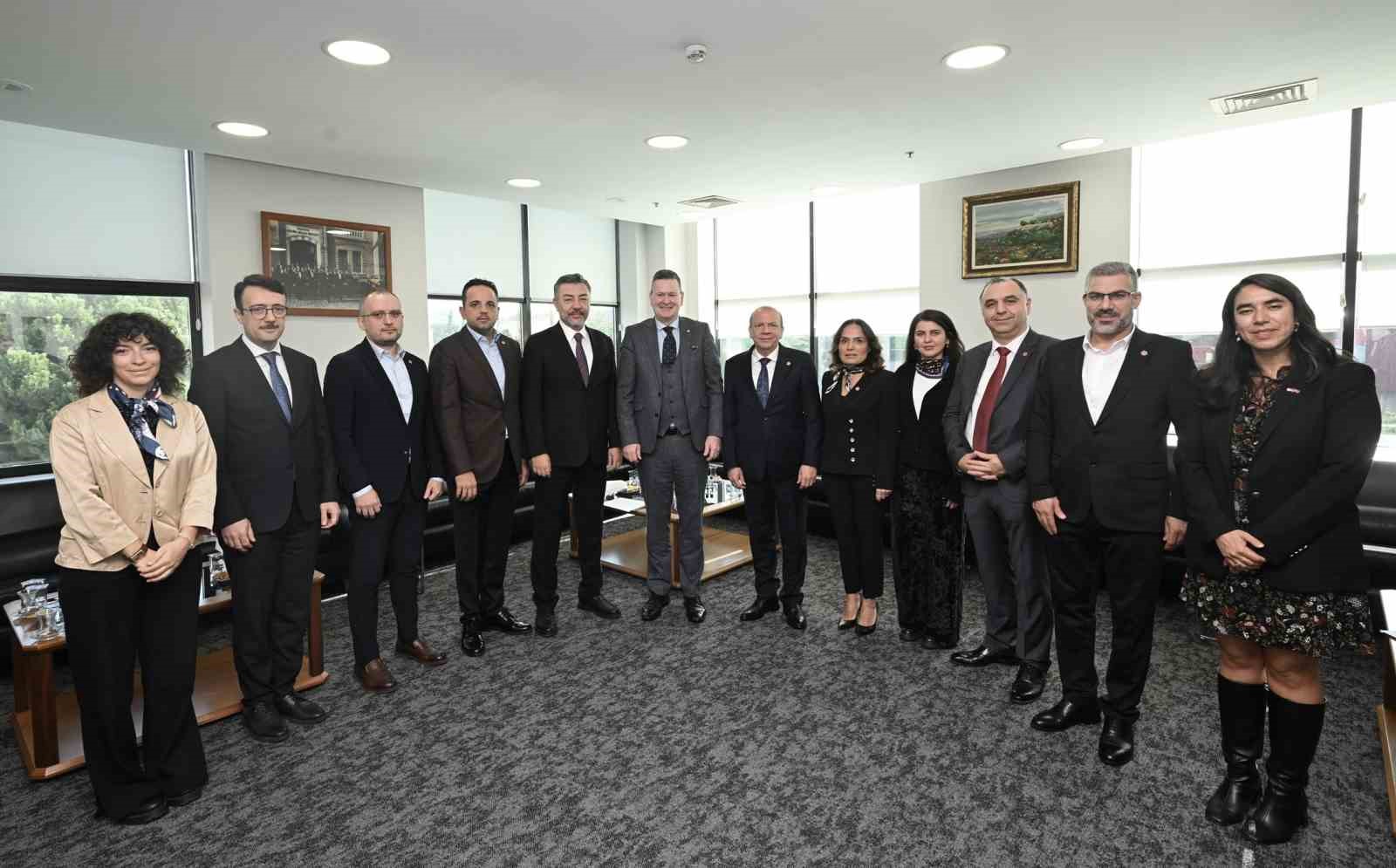 ABD İstanbul Başkonsolosu Michael Lally, BTSO’yu ziyaret etti