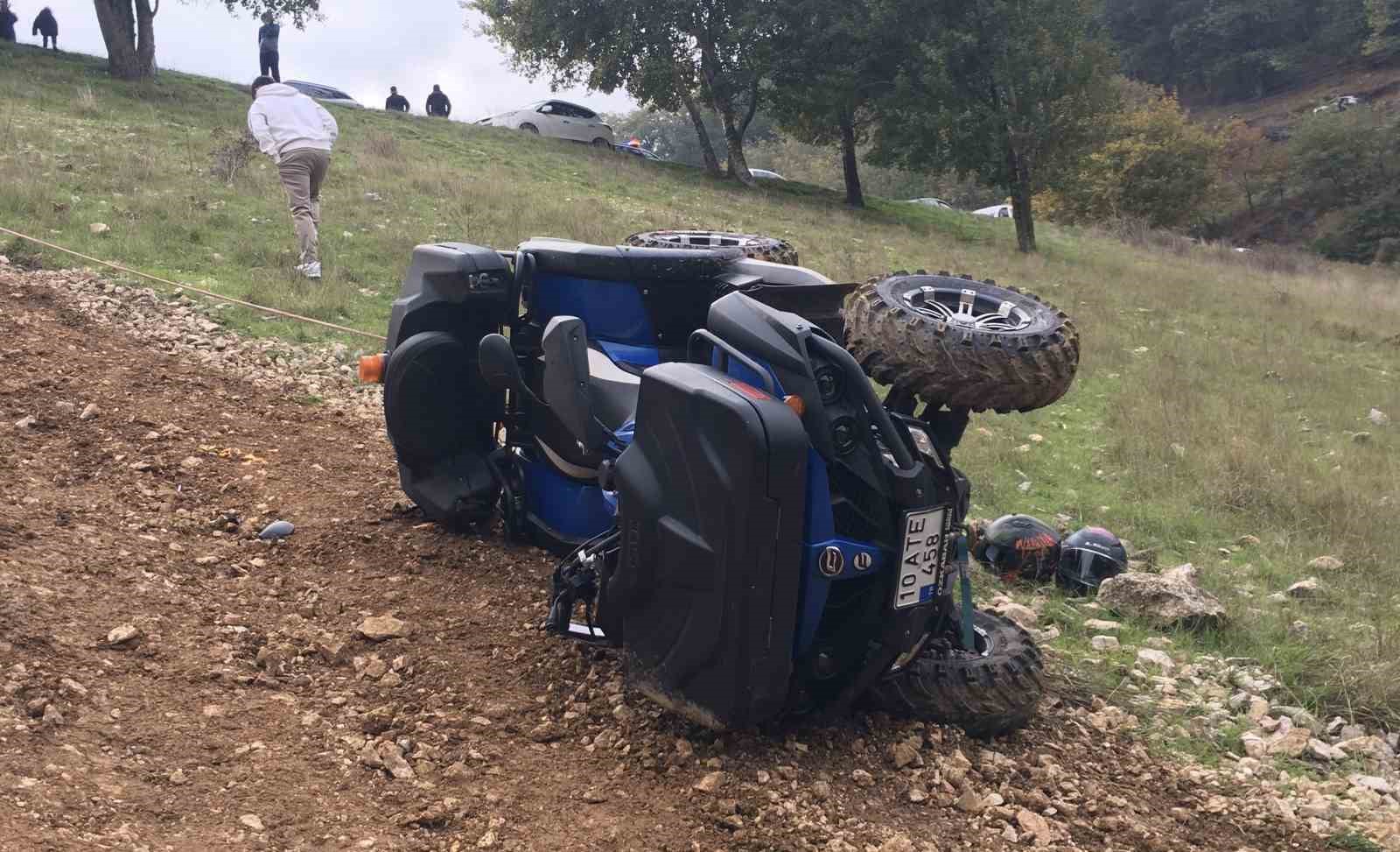 Erdek’te ATV devrildi: 2 yaralı