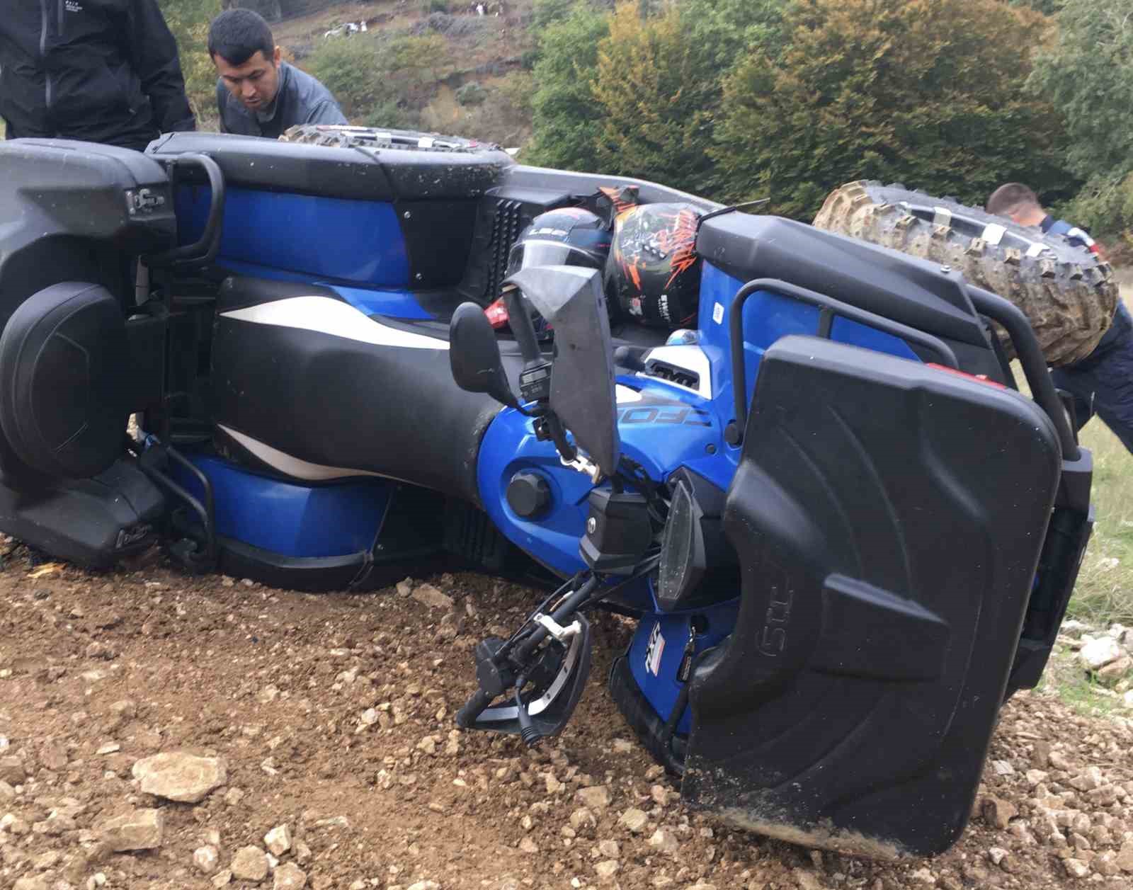 Erdek’te ATV devrildi: 2 yaralı