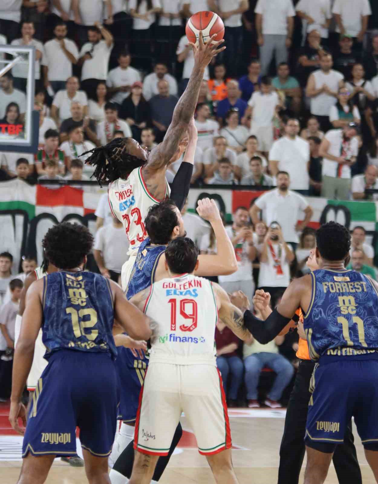 Basketbol Süper Ligi: Karşıyaka: 72 - Fenerbahçe: 97