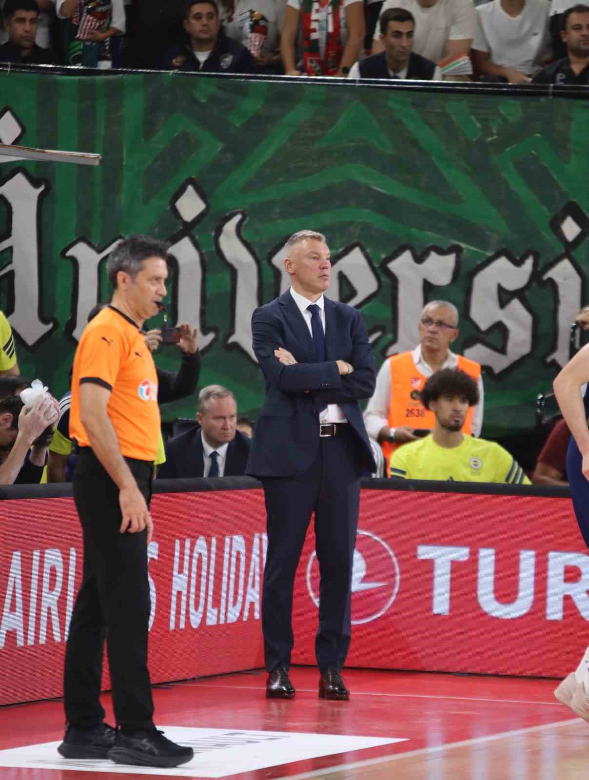 Basketbol Süper Ligi: Karşıyaka: 72 - Fenerbahçe: 97