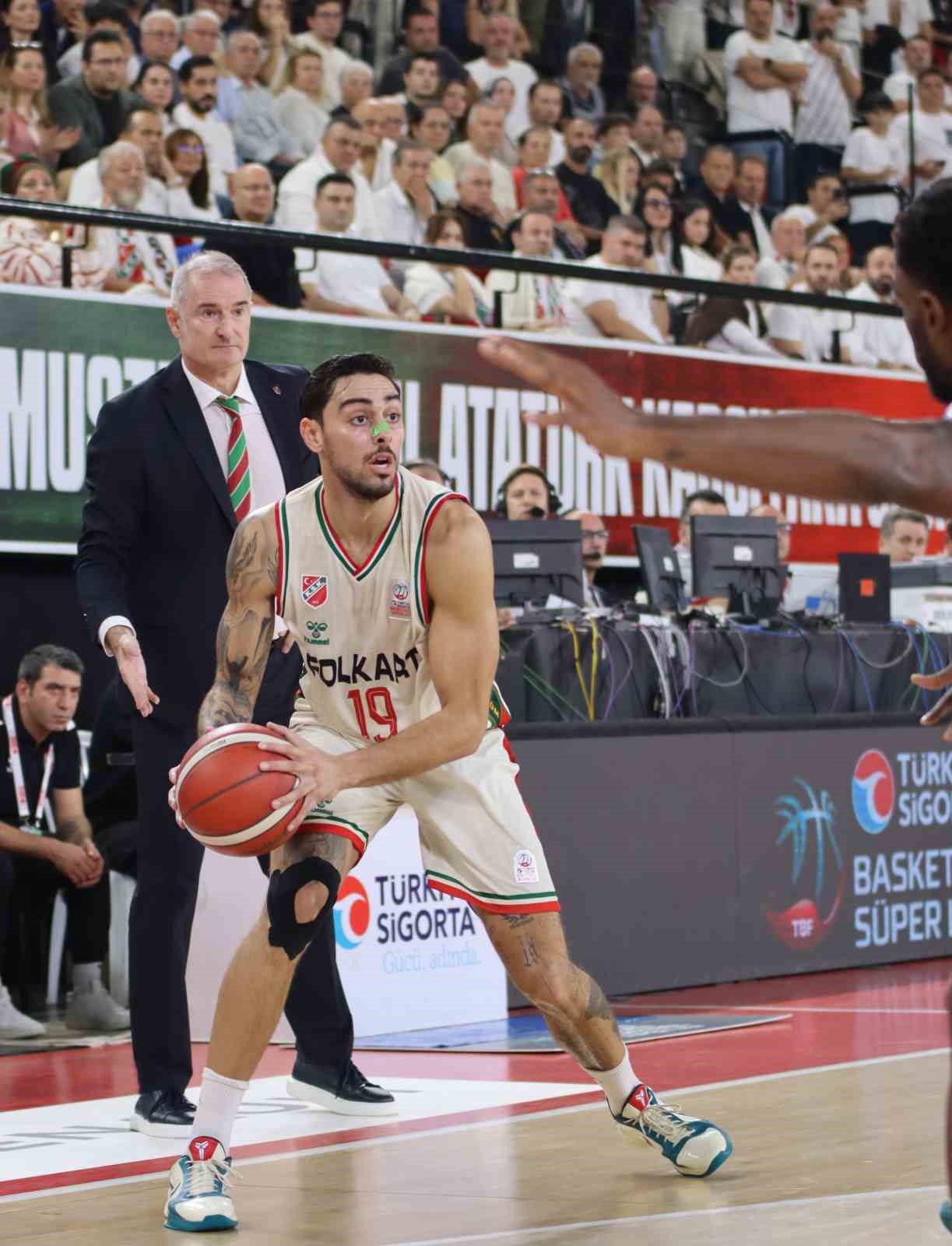 Basketbol Süper Ligi: Karşıyaka: 72 - Fenerbahçe: 97