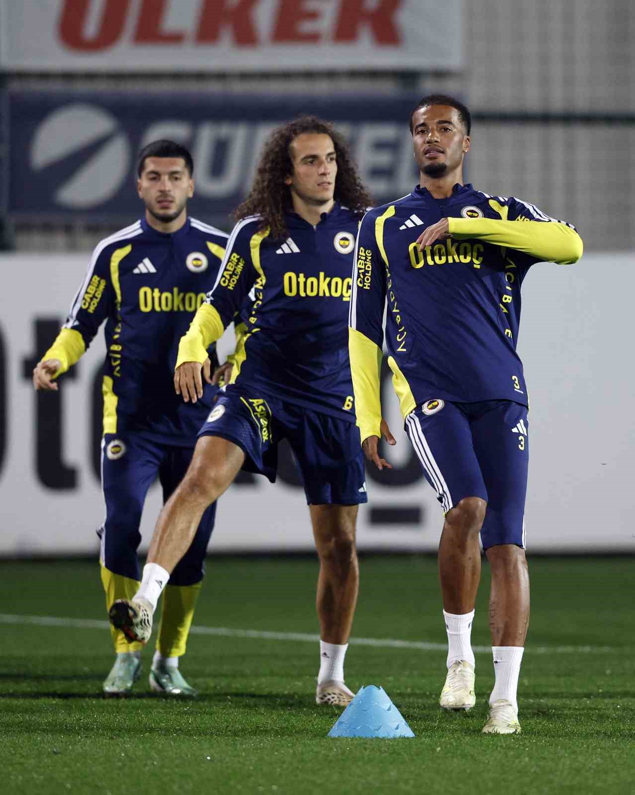 Fenerbahçe, Galatasaray derbisinin hazırlıklarını tamamladı