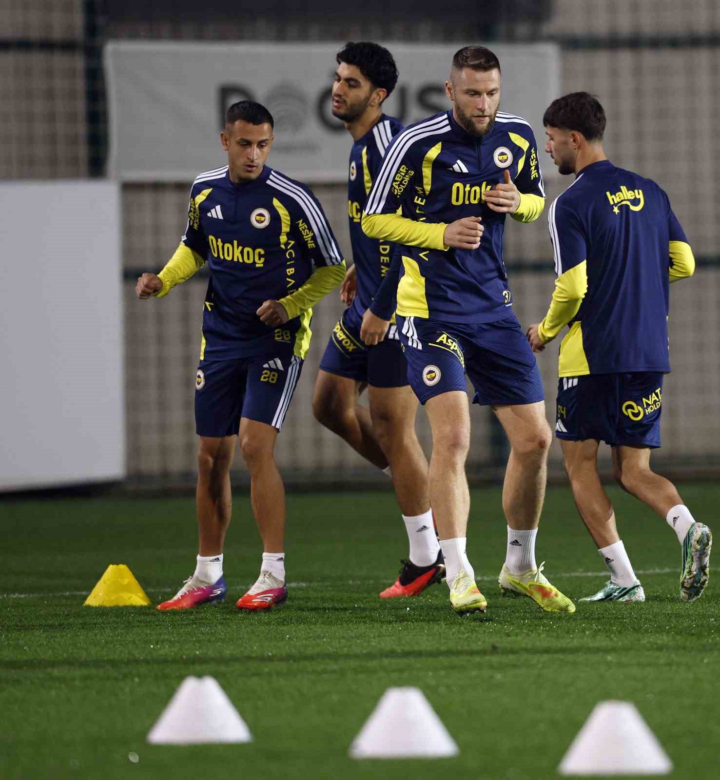 Fenerbahçe, Galatasaray derbisinin hazırlıklarını tamamladı