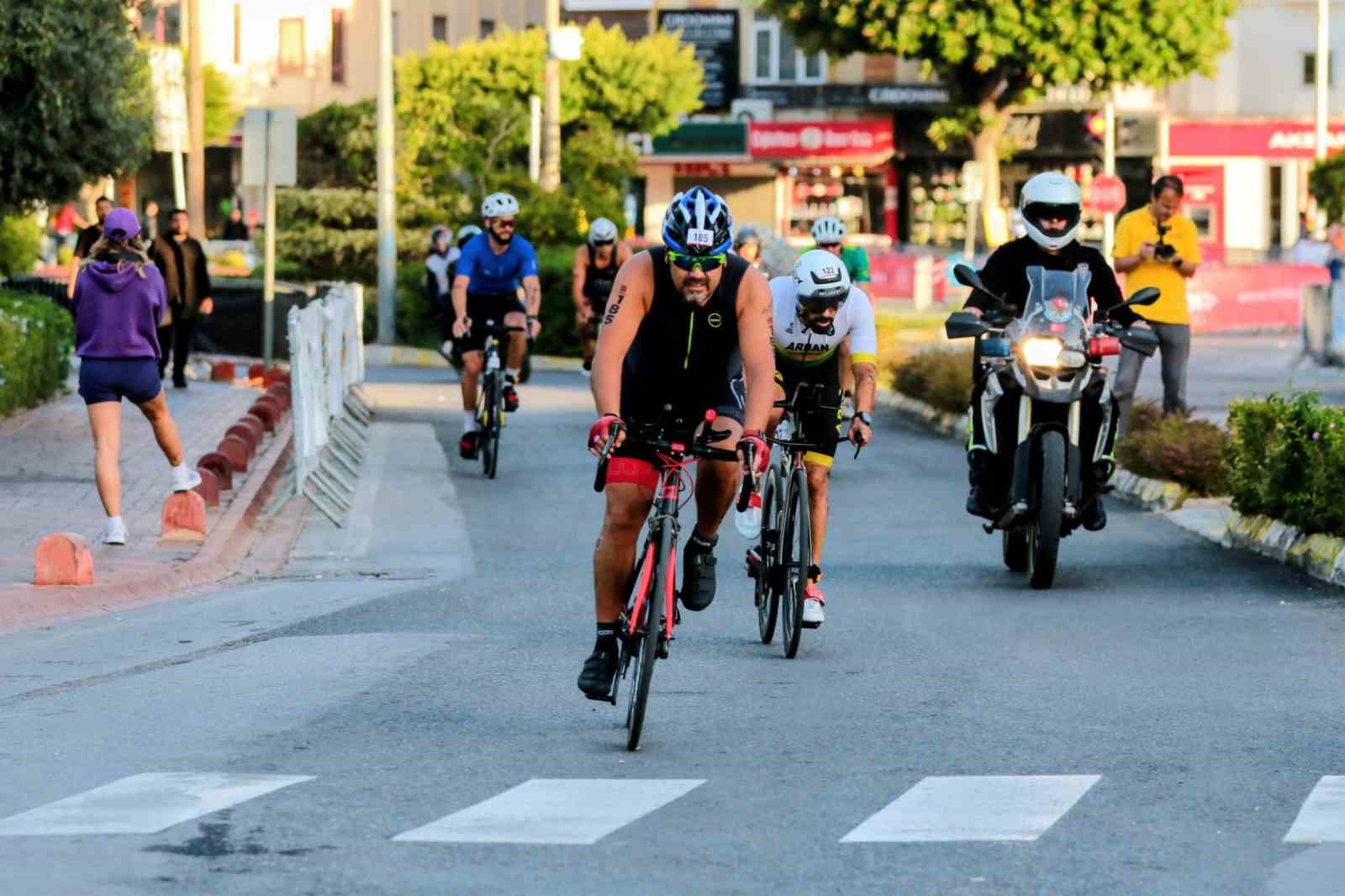 35. Uluslararası Alanya Triatlonu tamamlandı