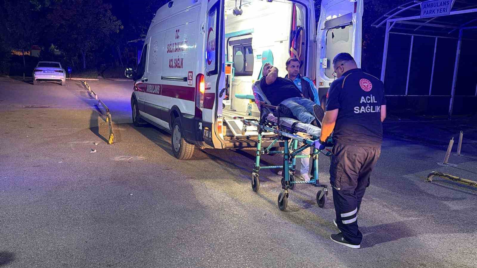 Adıyaman’da iki otomobil çarpıştı: 8 yaralı