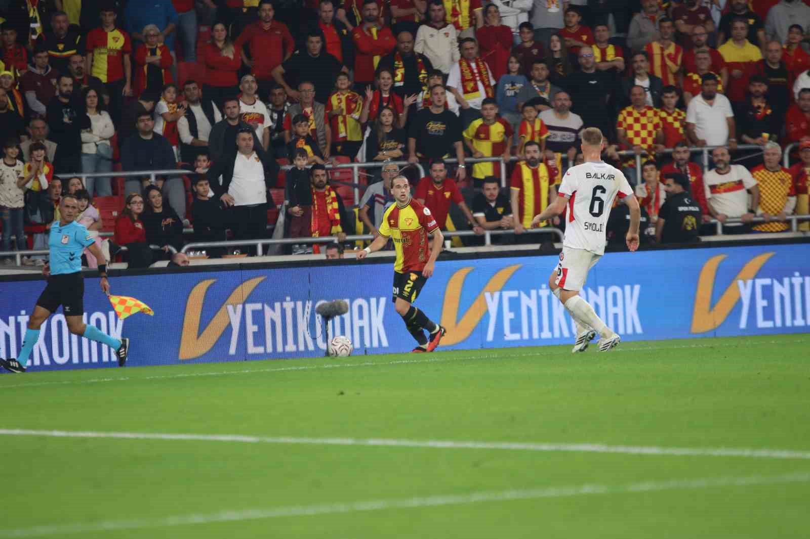Trendyol Süper Lig: Göztepe: 2 - Çorum FK: 0 (Maç sonucu)