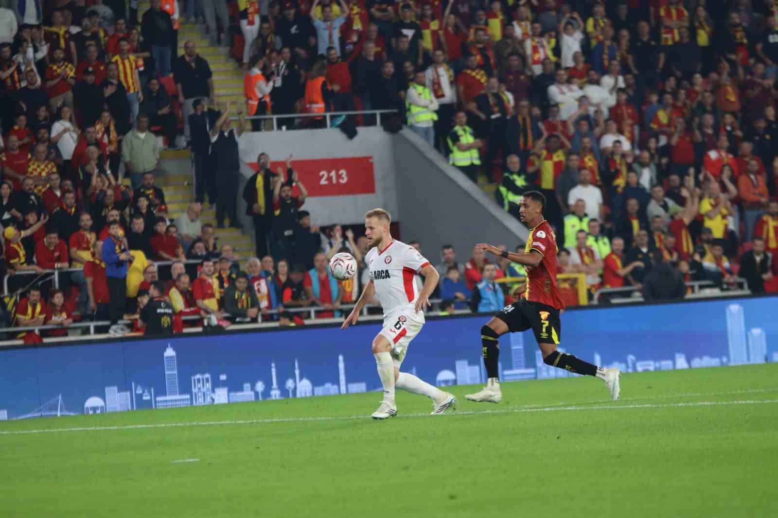 Trendyol Süper Lig: Göztepe: 2 - Çorum FK: 0 (Maç sonucu)