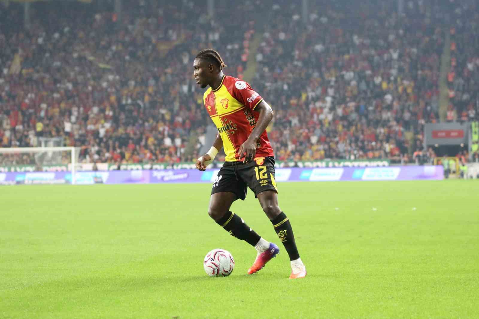 Trendyol Süper Lig: Göztepe: 2 - Çorum FK: 0 (Maç sonucu)