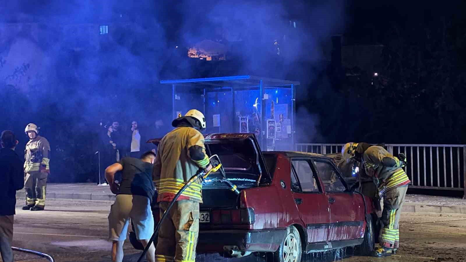 Düzce’de otomobil alev topuna döndü