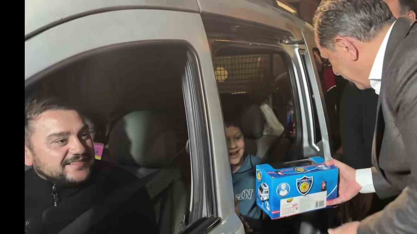 Polis ekipleri Kağıthane’de kuş uçurtmadı, denetime İstanbul İl Emniyet Müdürü Selami Yıldız da katıldı