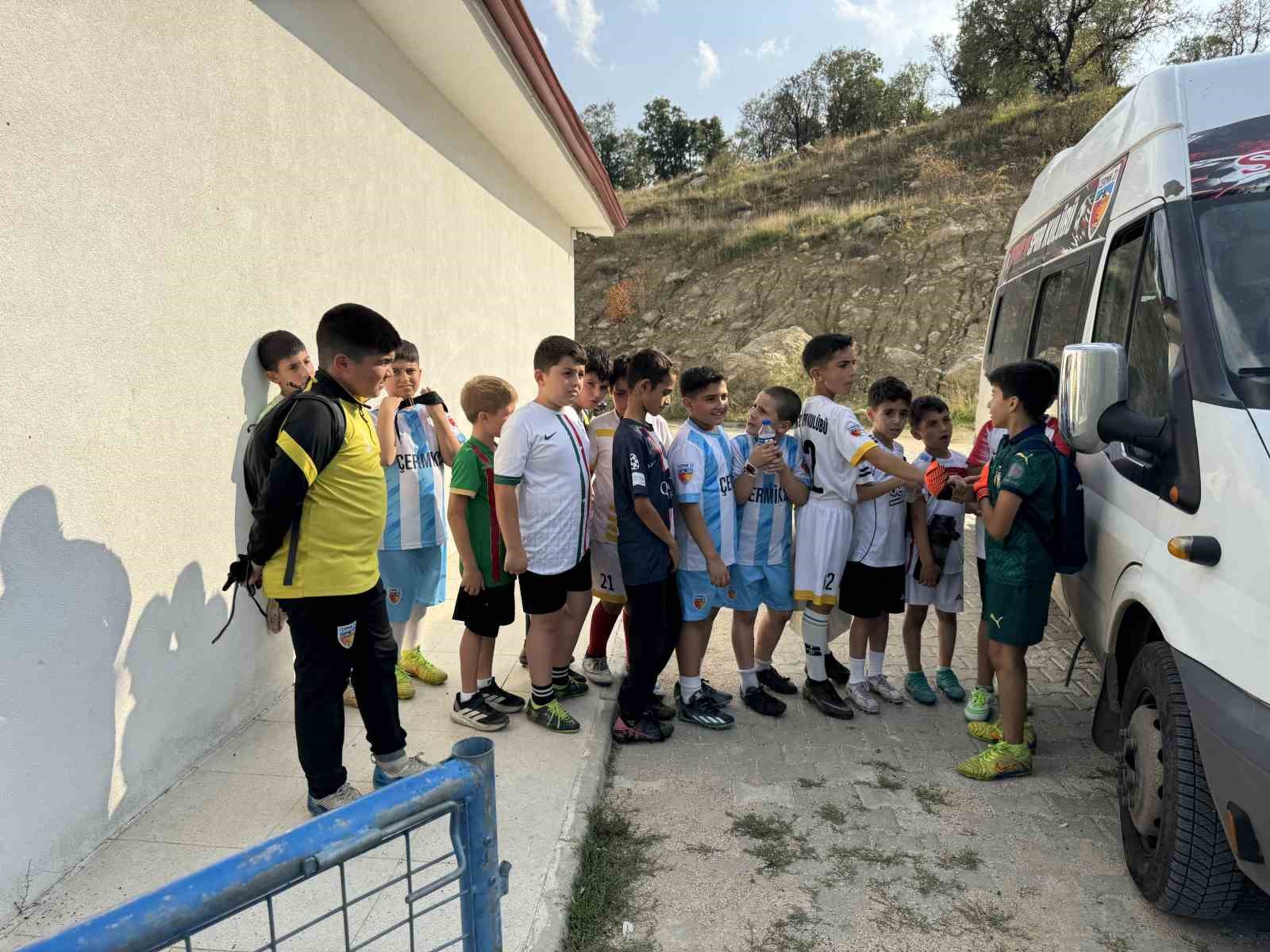Diyarbakır’da çocuklar sporla kötü alışkanlıklardan korunuyor