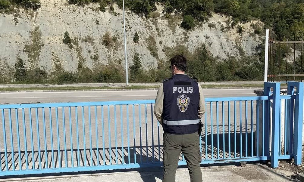 Sinop’ta okul çevrelerinde sıkı denetim