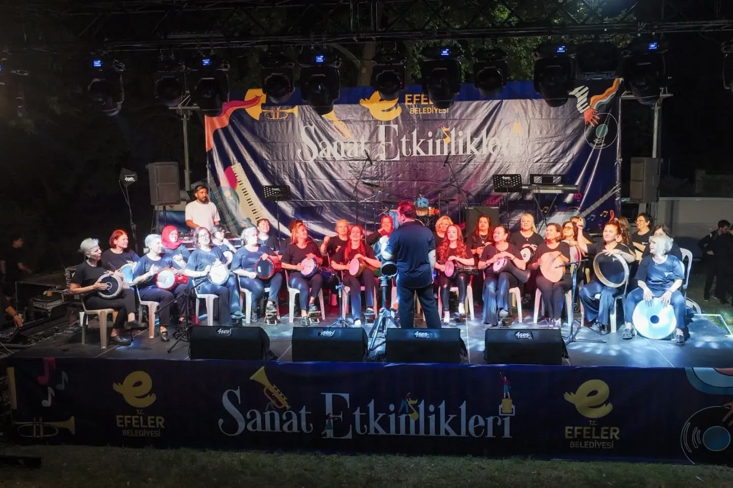Cumhuriyet Bayramı Efeler’de dolu dolu kutlanacak