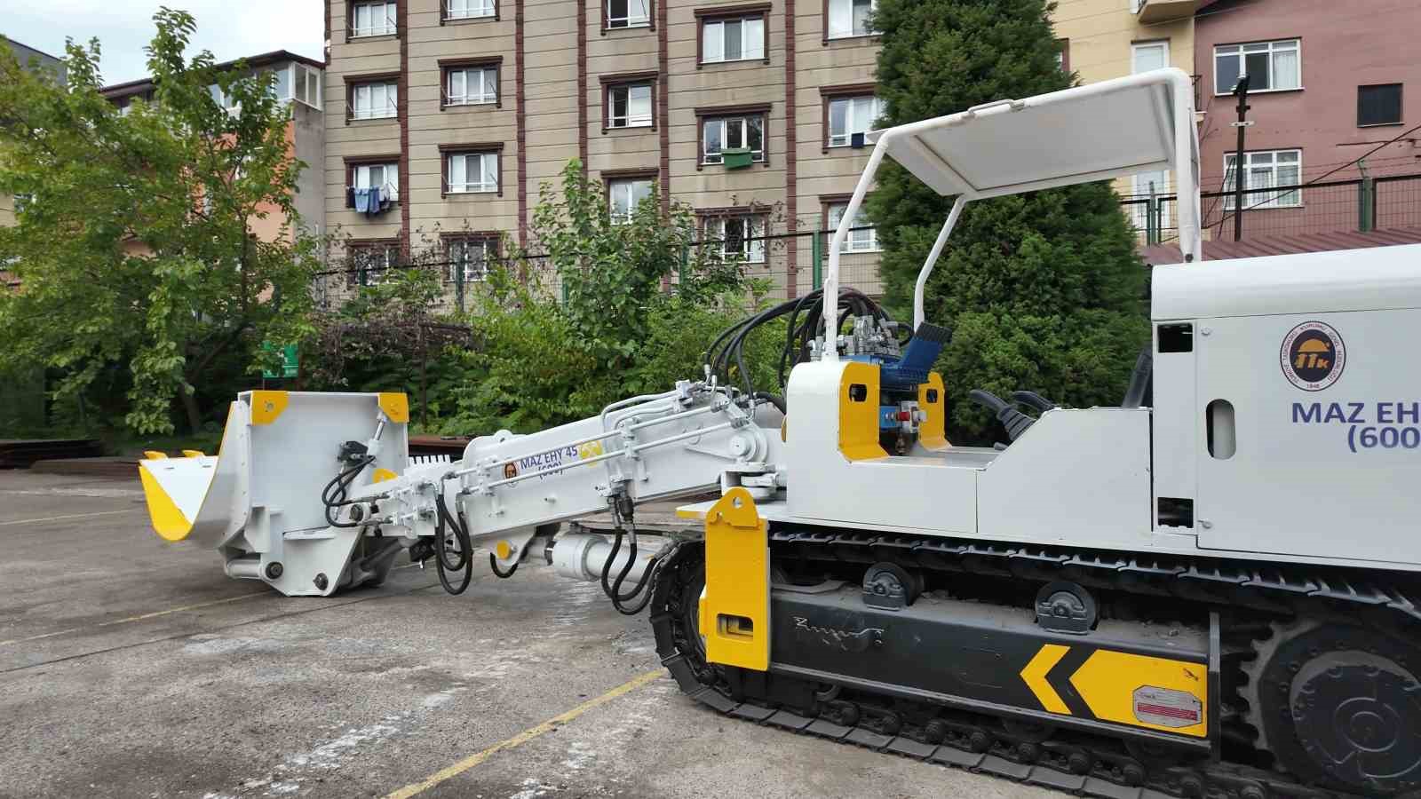 500 bin dolara ithal edilen maden makinesini Zonguldak’ta 200 bin dolara geliştirdiler