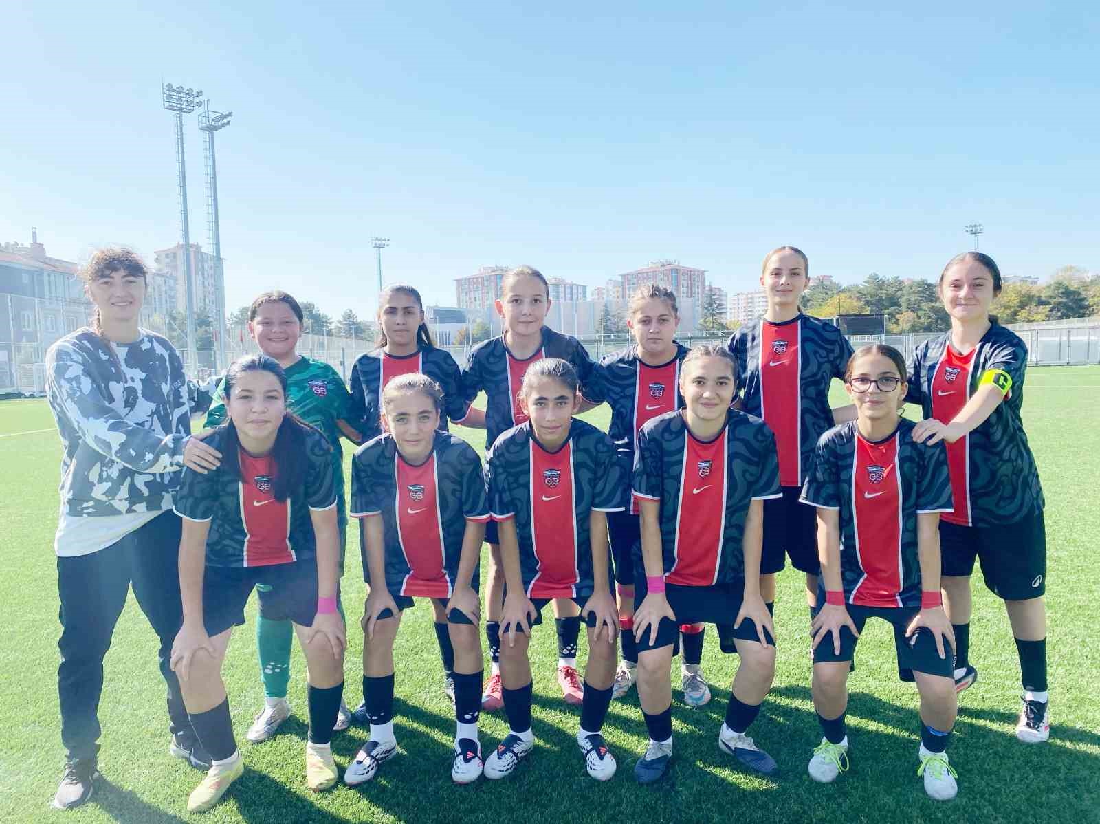 Kılıçaslan Yıldızspor, Bişekspor’u 7 golle geçti