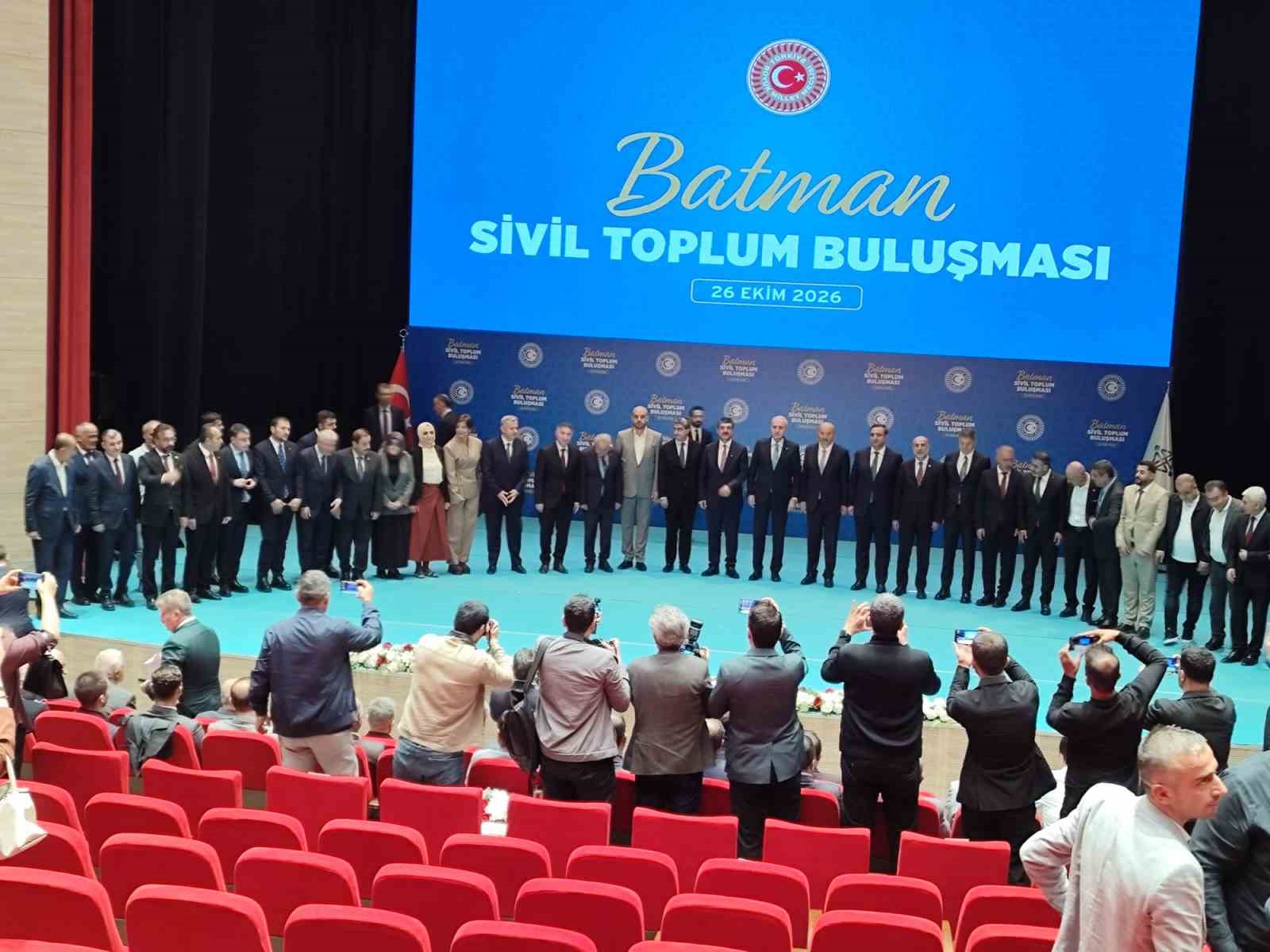 TBMM Başkanı Kurtulmuş: "Terörsüz bir bölgeyi inşallah inşa edeceğiz"