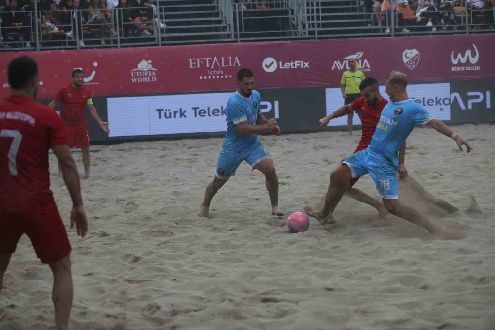 Alanya Belediyespor, Plaj Futbolu Dünya Kulüpler Şampiyonasına galibiyetle başladı