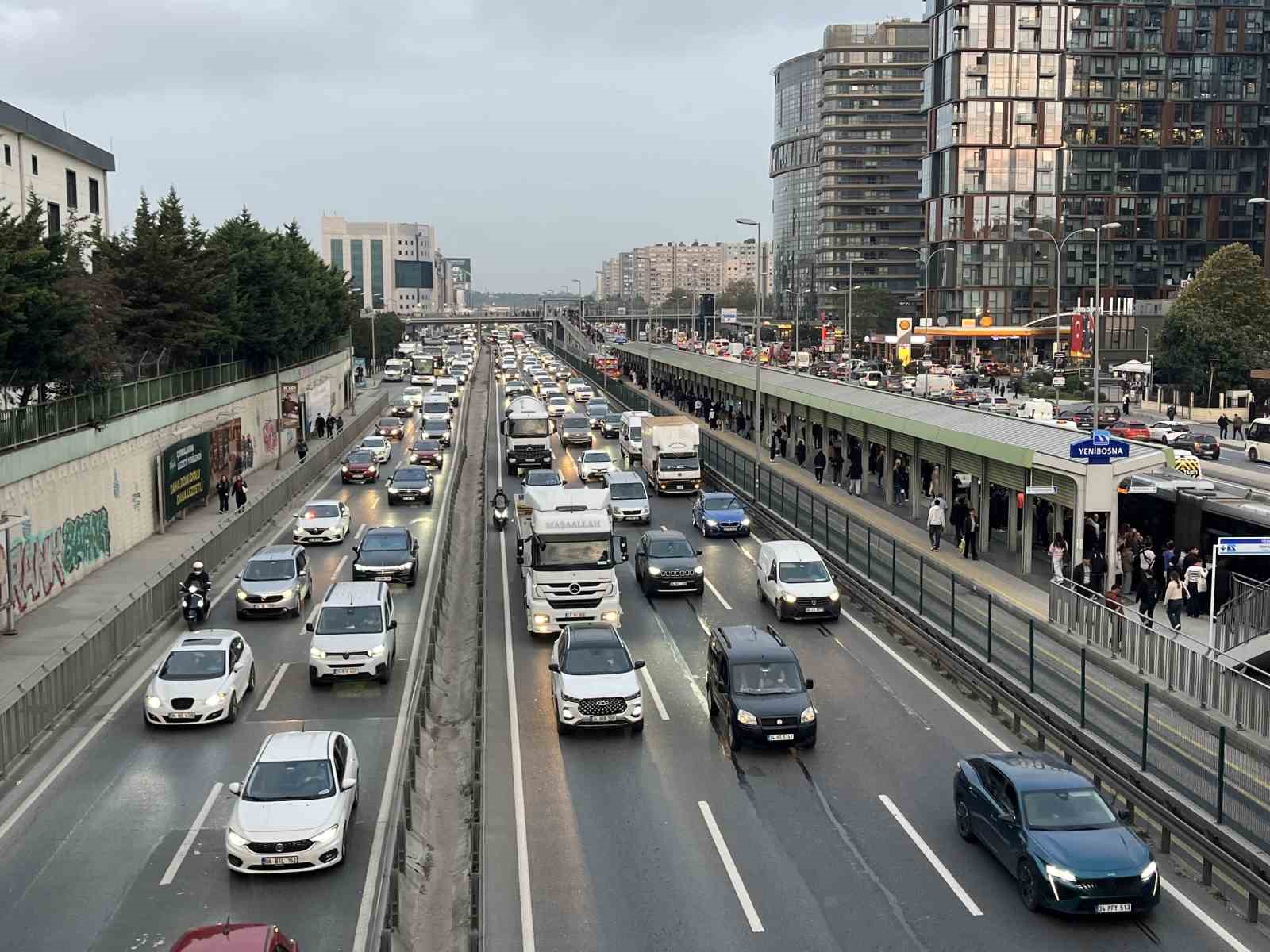 İstanbul’da dev derbi öncesi trafik yoğunluğu