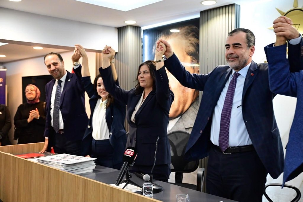 Başkan Çerçioğlu: "Yapılmadık, asfaltlanmadık yol bırakmayacağız"