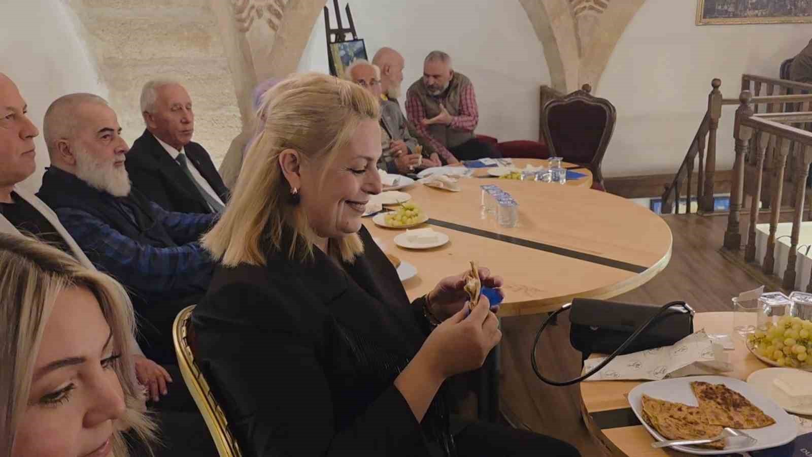Kütahya’da 600 yıllık tarihi hamam, sanatçıların buluşma noktası oldu