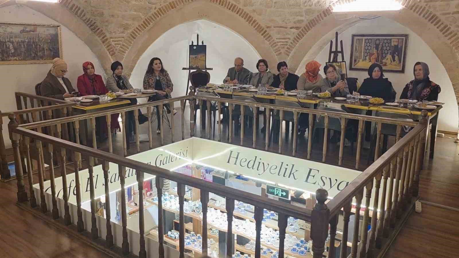 Kütahya’da 600 yıllık tarihi hamam, sanatçıların buluşma noktası oldu