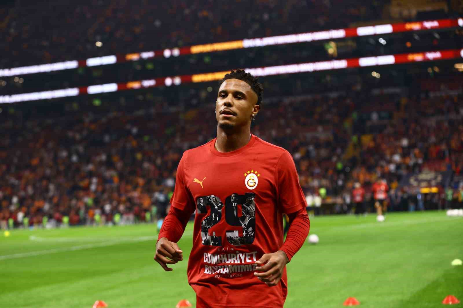 Galatasaray’da tek değişiklik