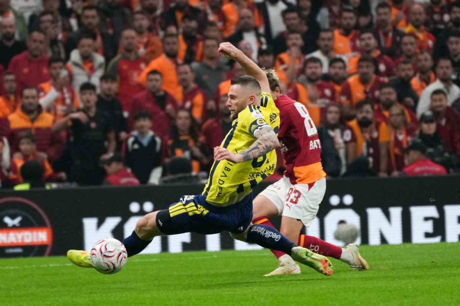 Trendyol Süper Lig: Galatasaray: 2 - Fenerbahçe: 1 (Maç sonucu)