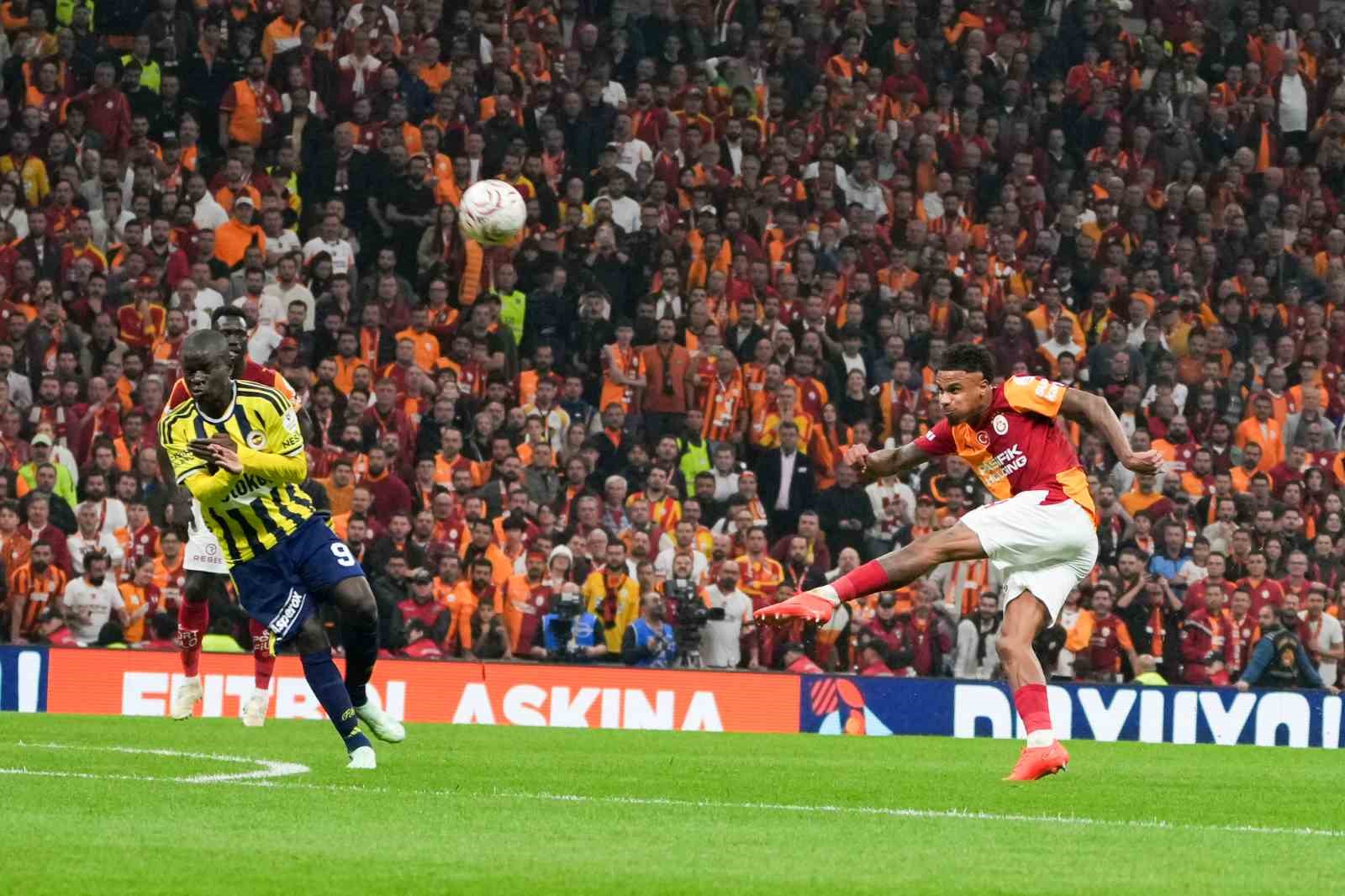 Trendyol Süper Lig: Galatasaray: 2 - Fenerbahçe: 1 (Maç sonucu)