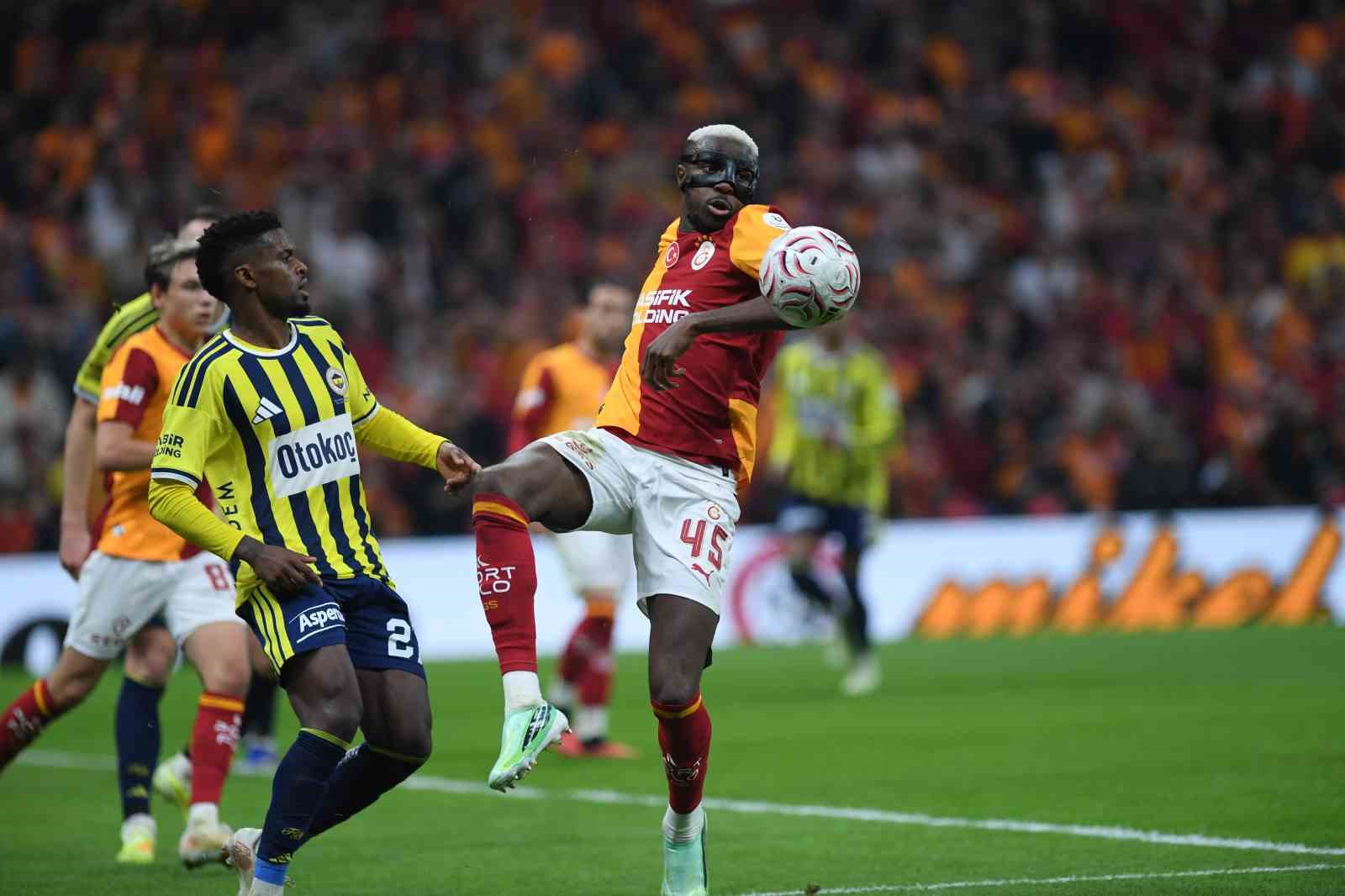 Trendyol Süper Lig: Galatasaray: 2 - Fenerbahçe: 1 (Maç sonucu)