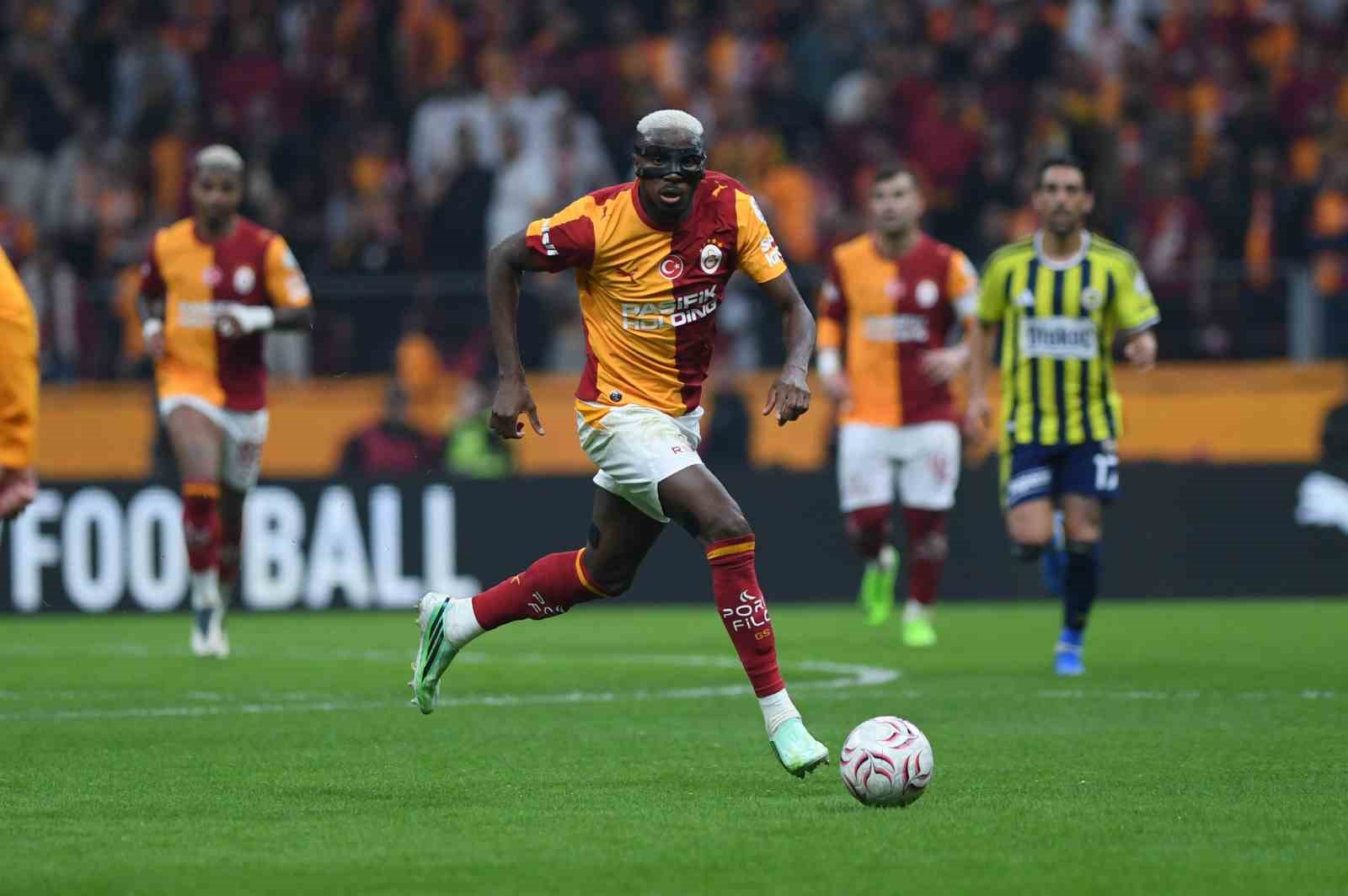Trendyol Süper Lig: Galatasaray: 2 - Fenerbahçe: 1 (Maç sonucu)