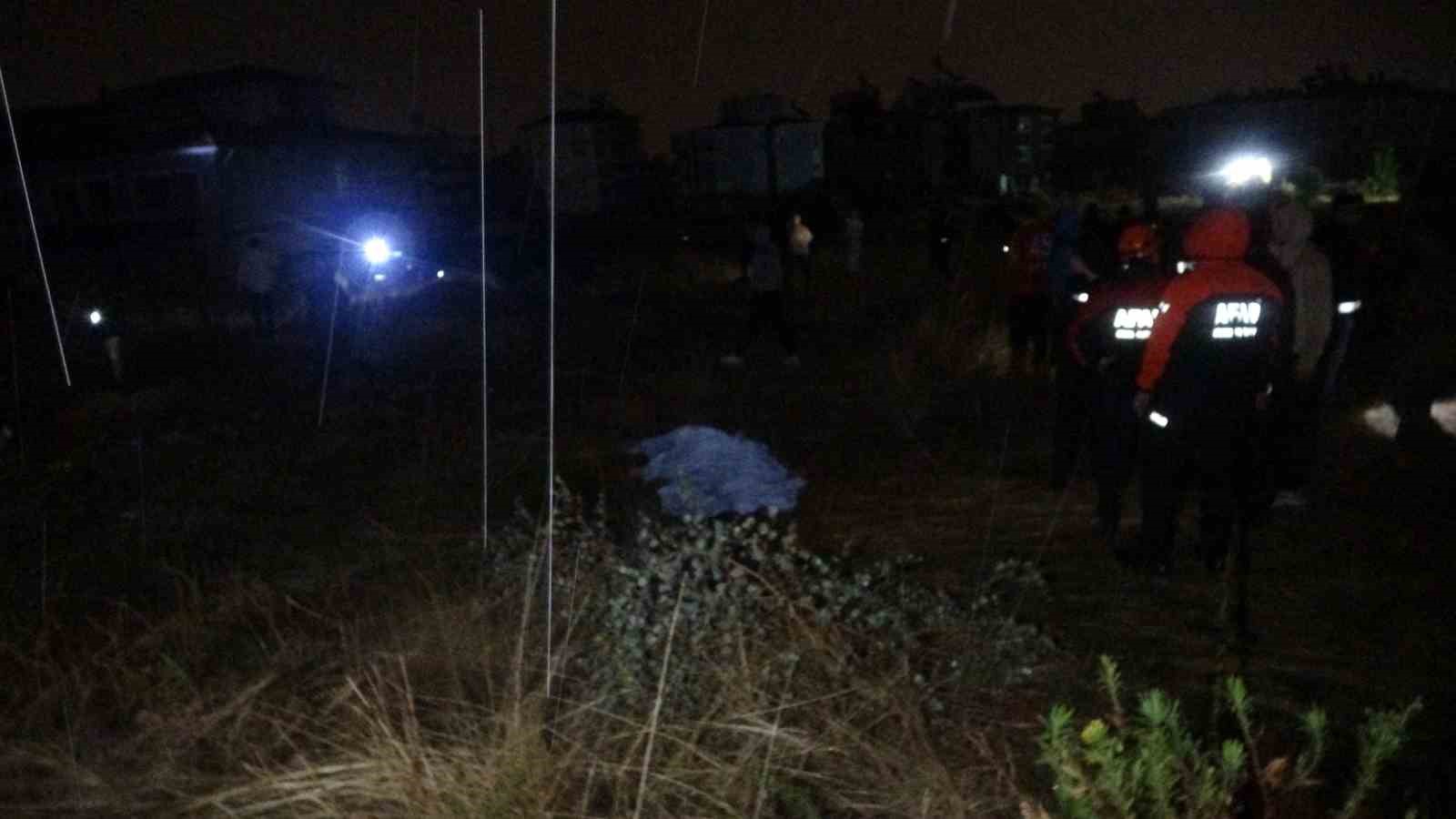 Antalya’da hortum işçilerin kaldığı 2 konteyneri savurdu: 5 ölü, 1 yaralı