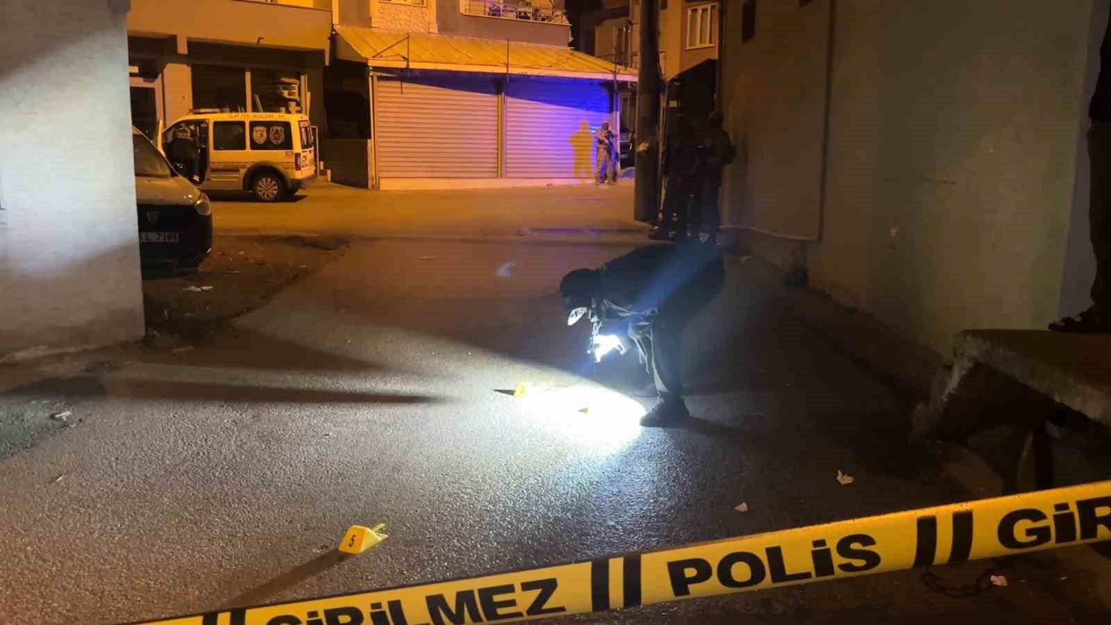 Bursa’da iki grup arasında silahlı kavga: 1 yaralı