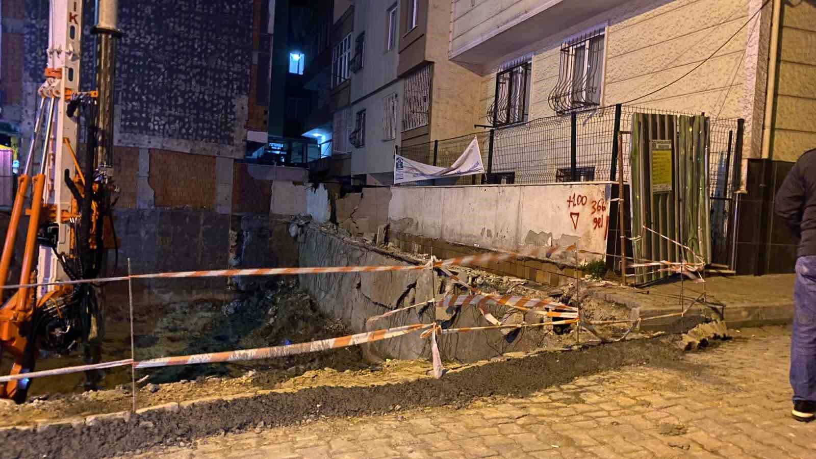 Bahçelievler’de iki binanın zemininde çökme: 20 daire tahliye edildi