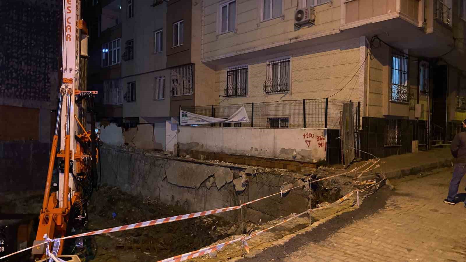 Bahçelievler’de iki binanın zemininde çökme: 20 daire tahliye edildi