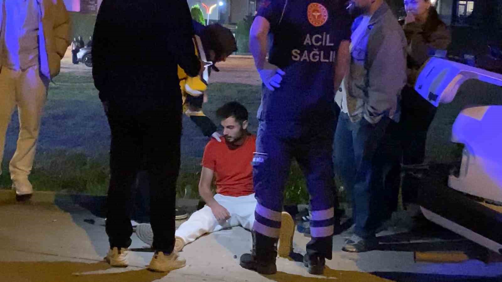 Kaza geçirdi, hastanede doğum günü pastası kesti