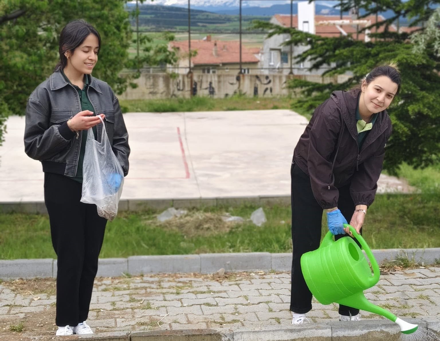 Altıntaş’ta öğrencilerin emeği kabak tatlısı oldu