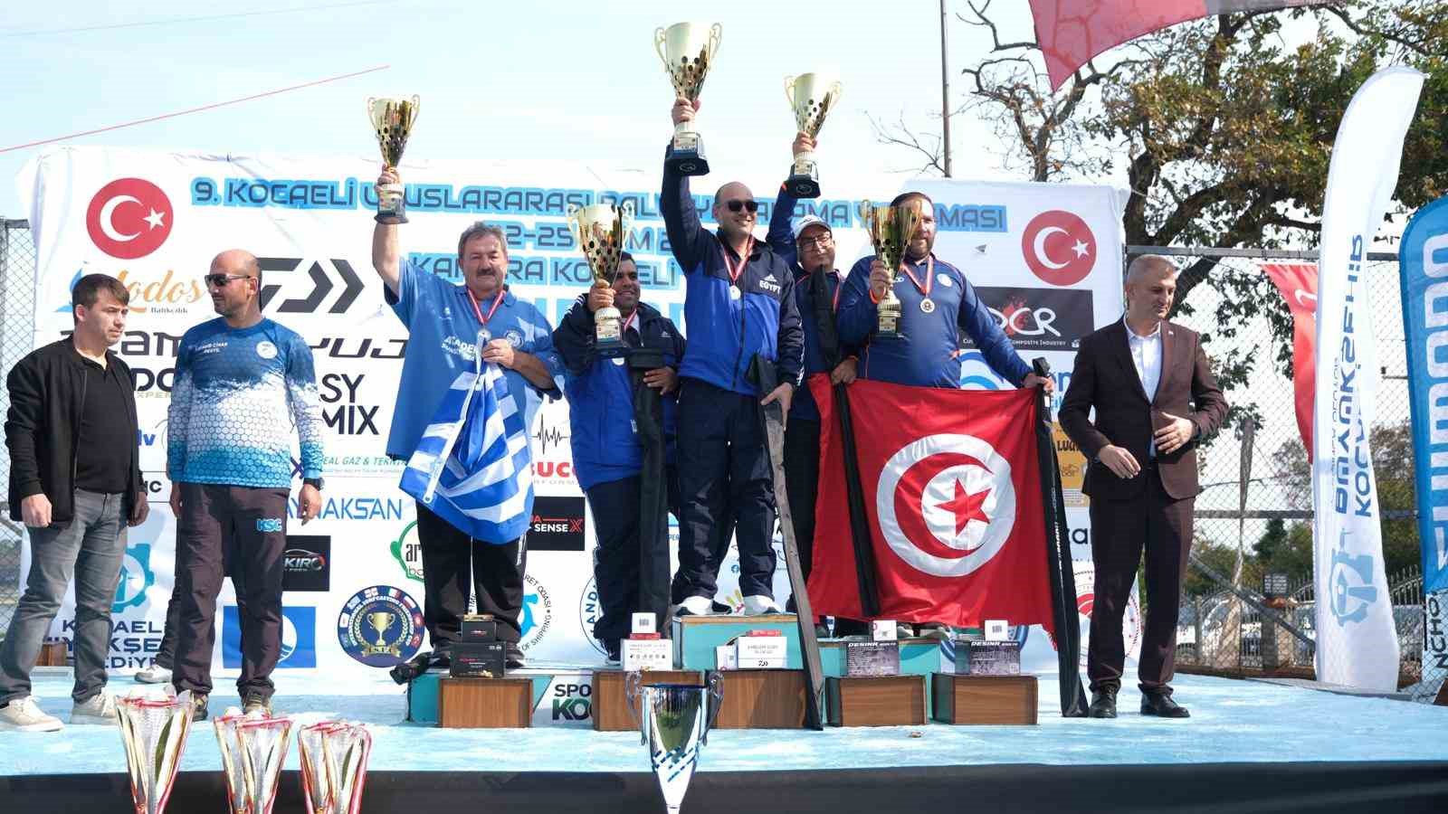 16 ülkeden 240 olta balıkçısı Kocaeli’de yarıştı