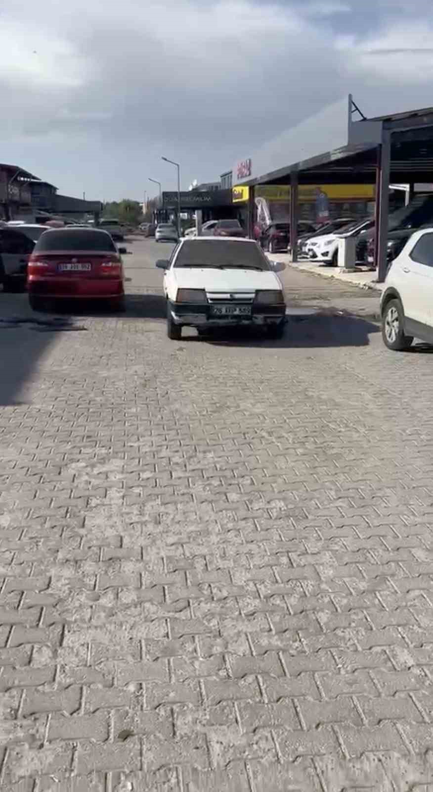 Eskişehir’de otomobilini 100 kilo dana sucuğuyla takas etti