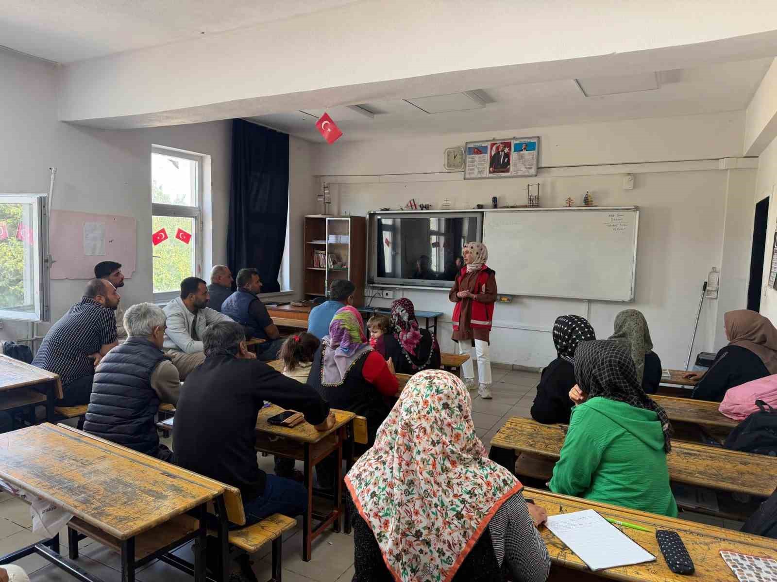 Besni’de kumar bağımlılığı ve teknoloji kullanımına karşı farkındalık eğitimi