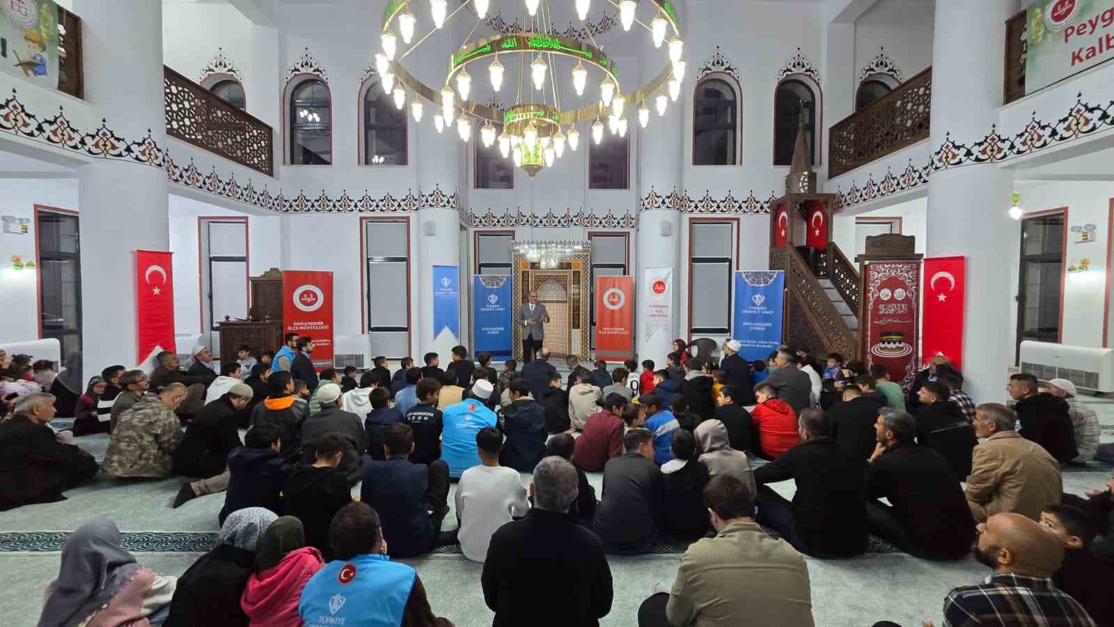 Doğanşehir’de cami-aile buluşması programı düzenlendi